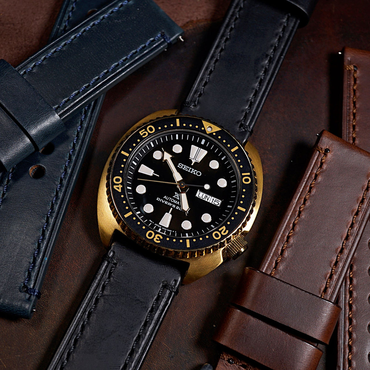 N2W Ammo Horween Leather Strap in Chromexcel® Black (20mm) - Nomad Watch Works SG