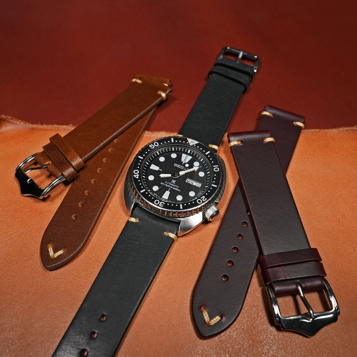 Premium Vintage Oil Waxed Leather Watch Strap in Black - Nomad Watch Works SG
