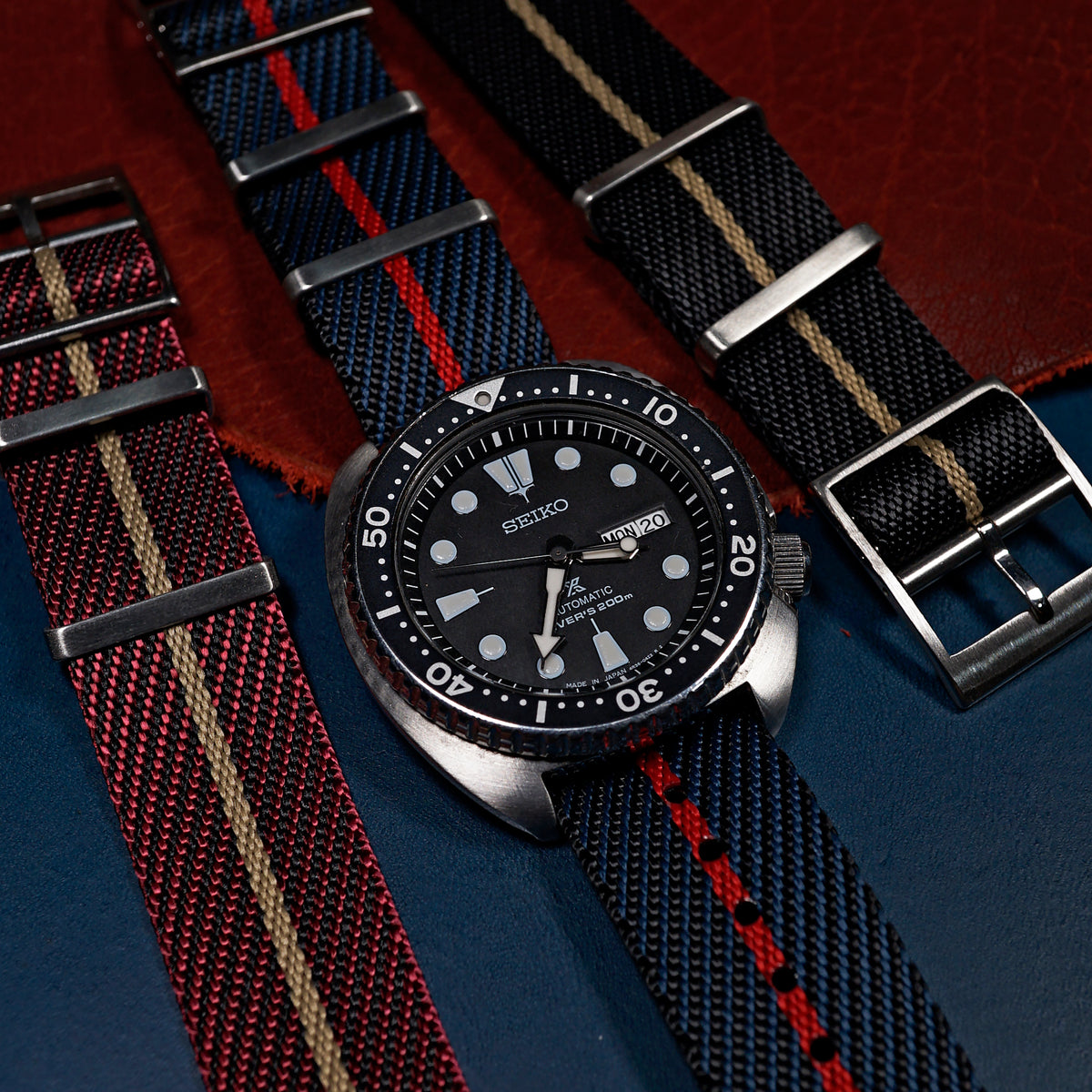 Lux Single Pass Strap in Navy Red - Nomad Watch Works SG