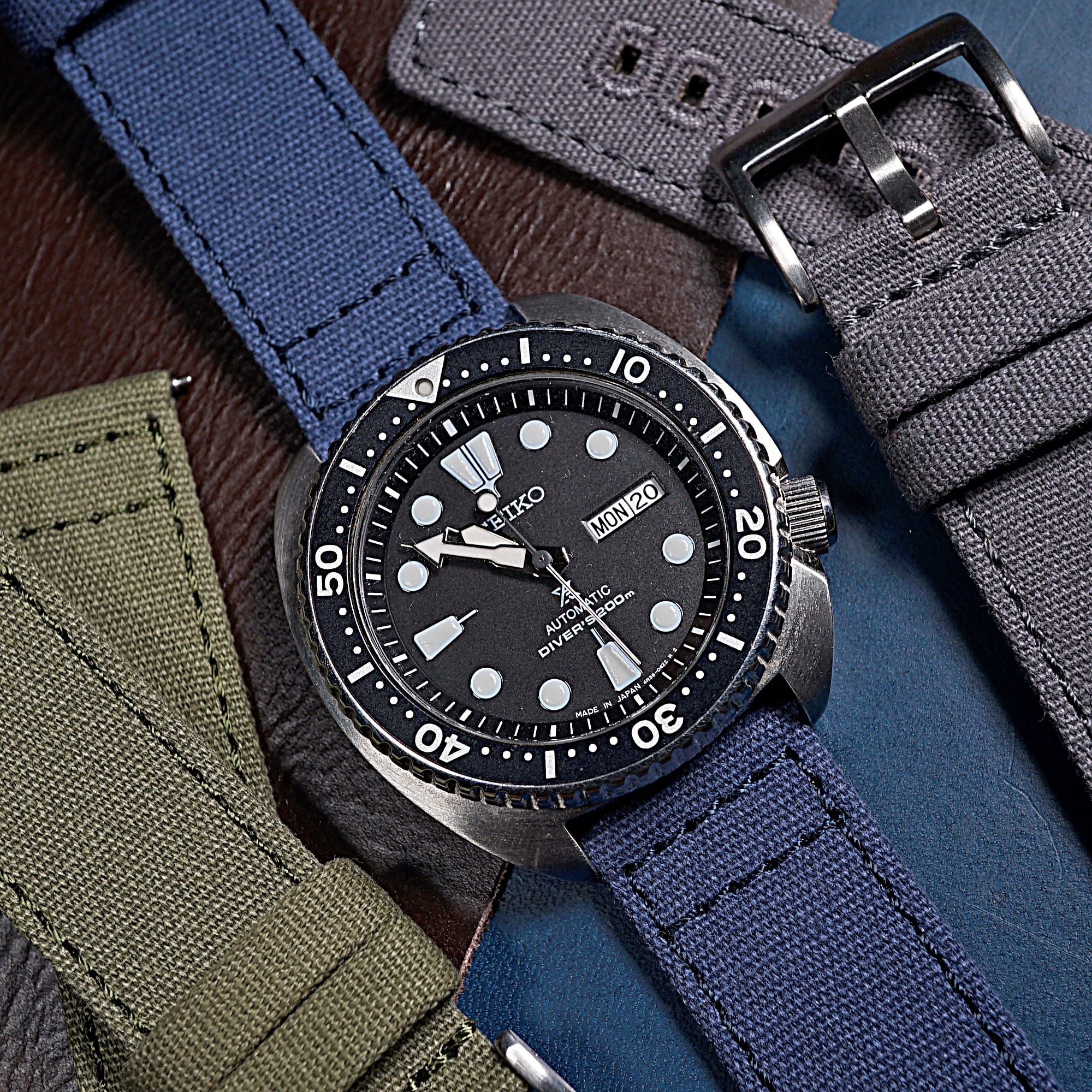 Quick Release Canvas Watch Strap in Navy (20mm) - Nomad Watch Works SG