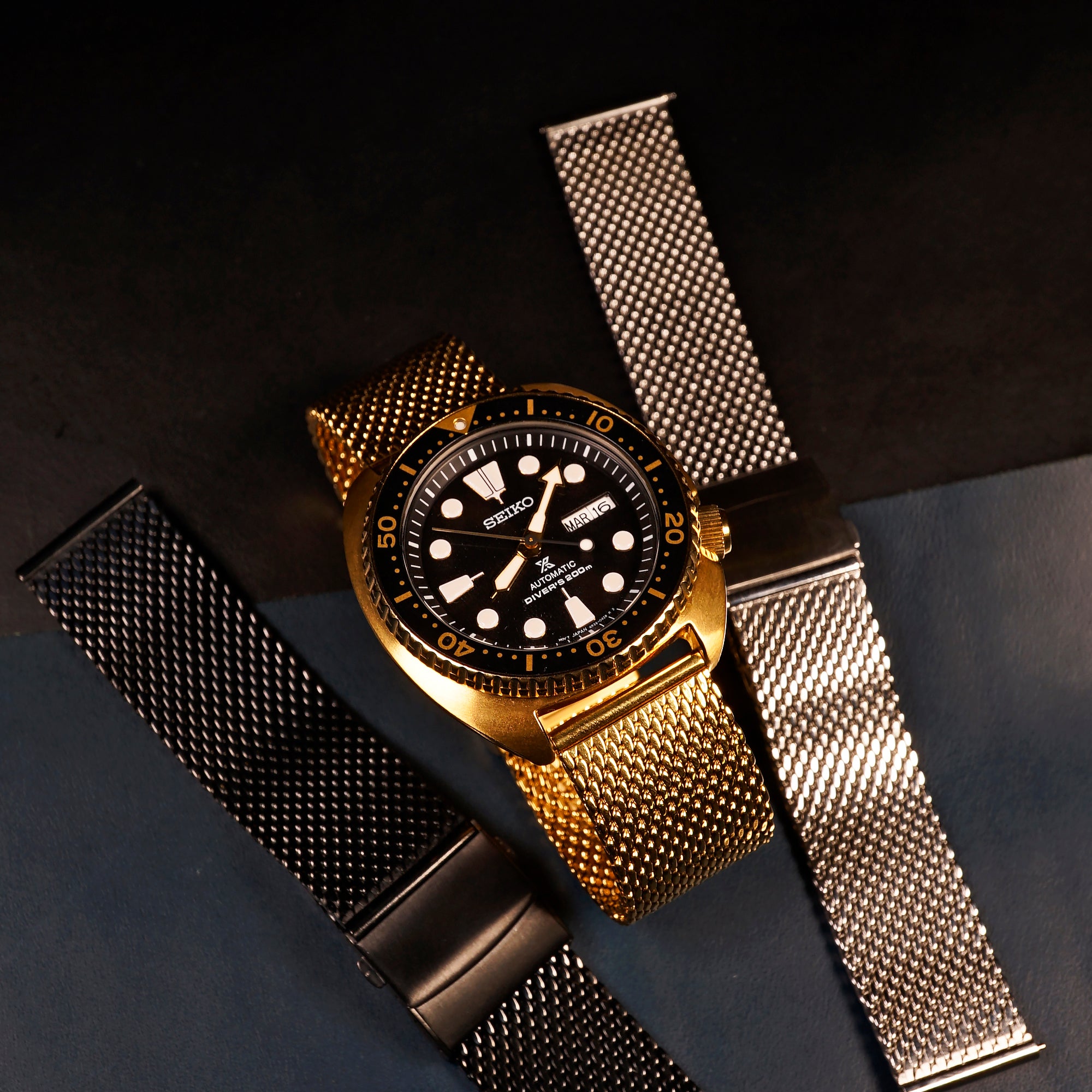 Premium Milanese Mesh Watch Strap in Yellow Gold Nomad Watch