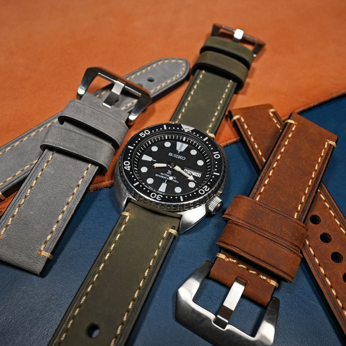 M1 Vintage Leather Watch Strap in Olive - Nomad Watch Works SG