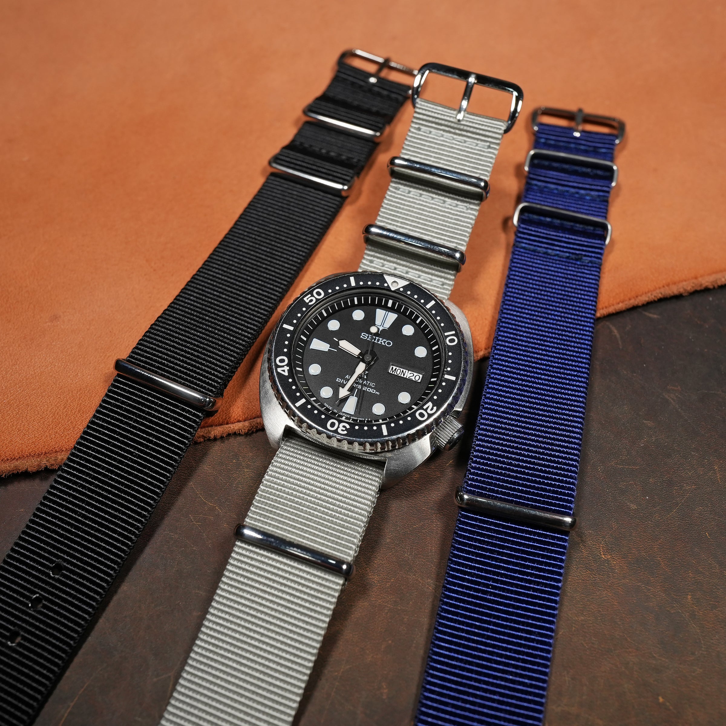 Premium Nato Strap in Grey – Nomad Watch Works