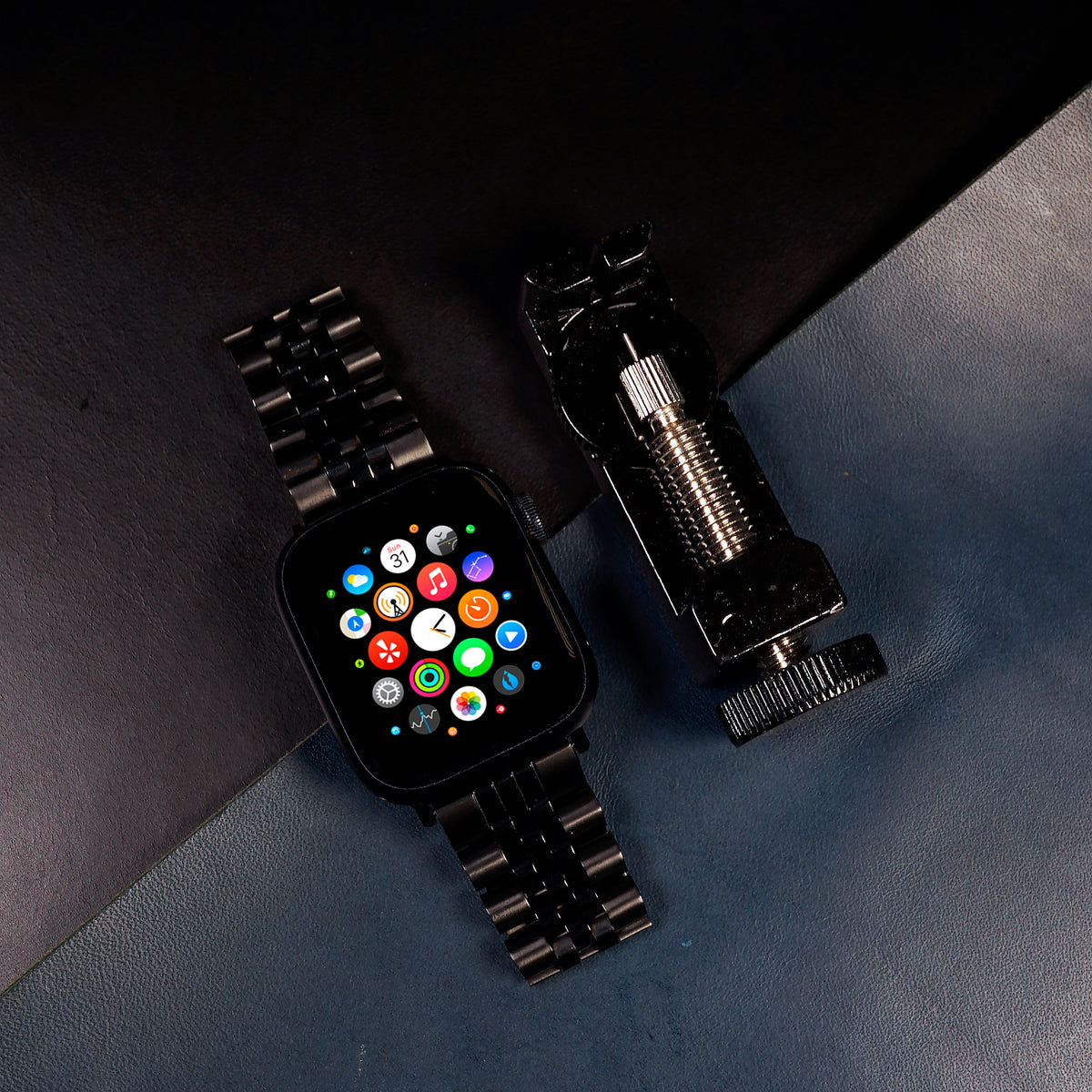 Apple Watch Jubilee Metal Strap in Black (38, 40, 41mm) - Nomad Watch Works SG