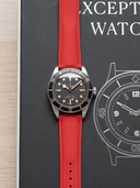 Loopless FKM Rubber Strap in Red - Nomad Watch Works SG