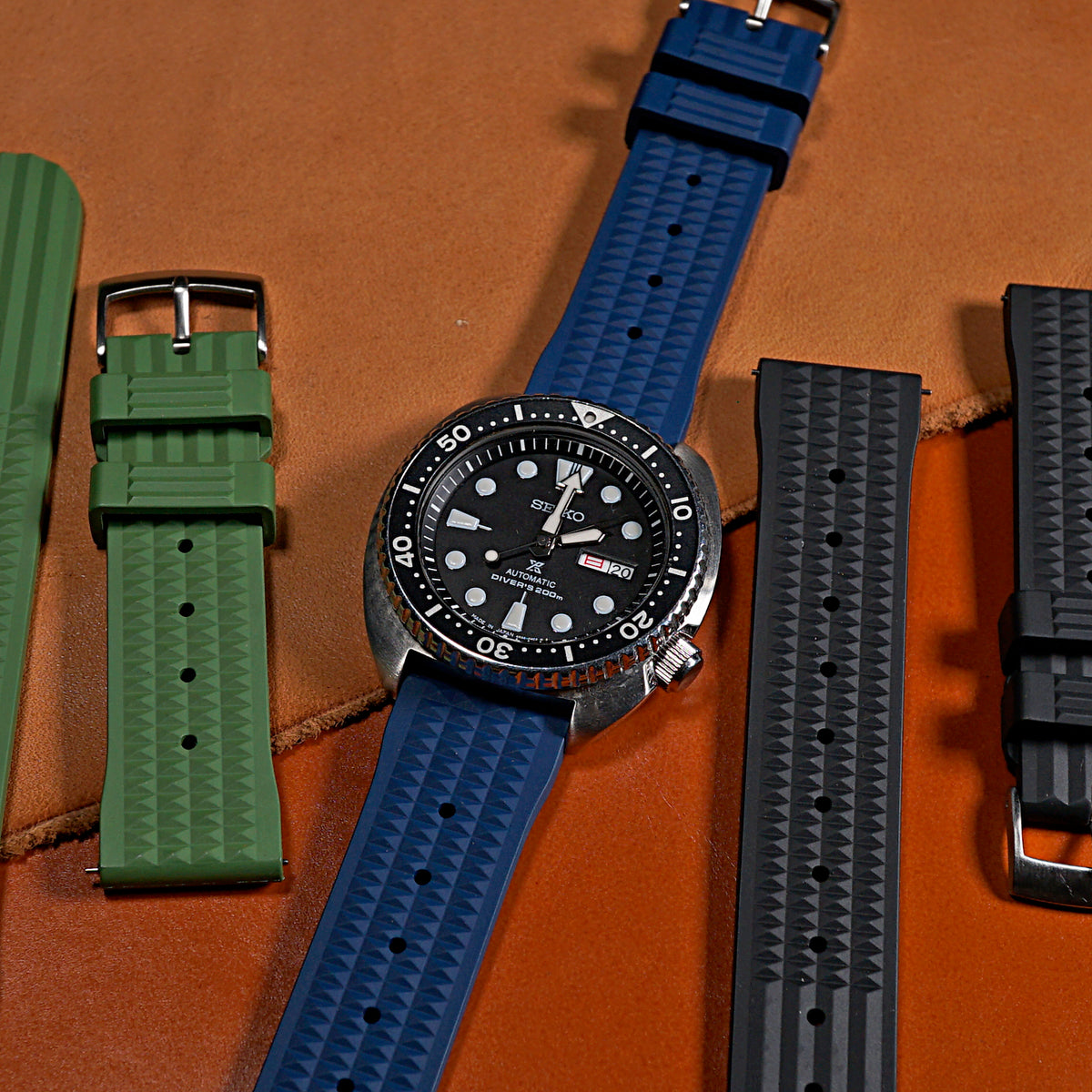 Waffle FKM Rubber Strap in Navy (20mm) - Nomad Watch Works SG