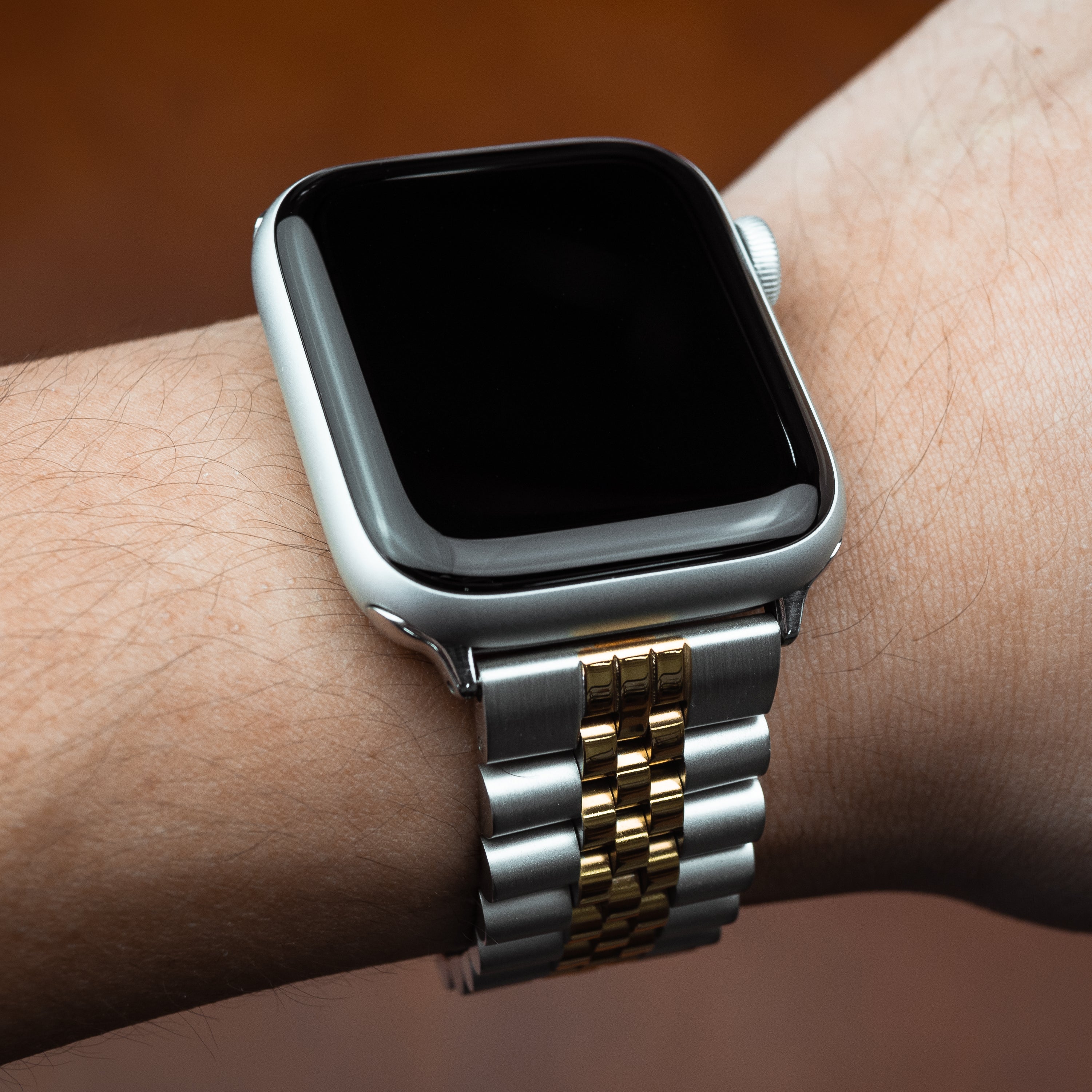 Gold apple watch with sale yellow band