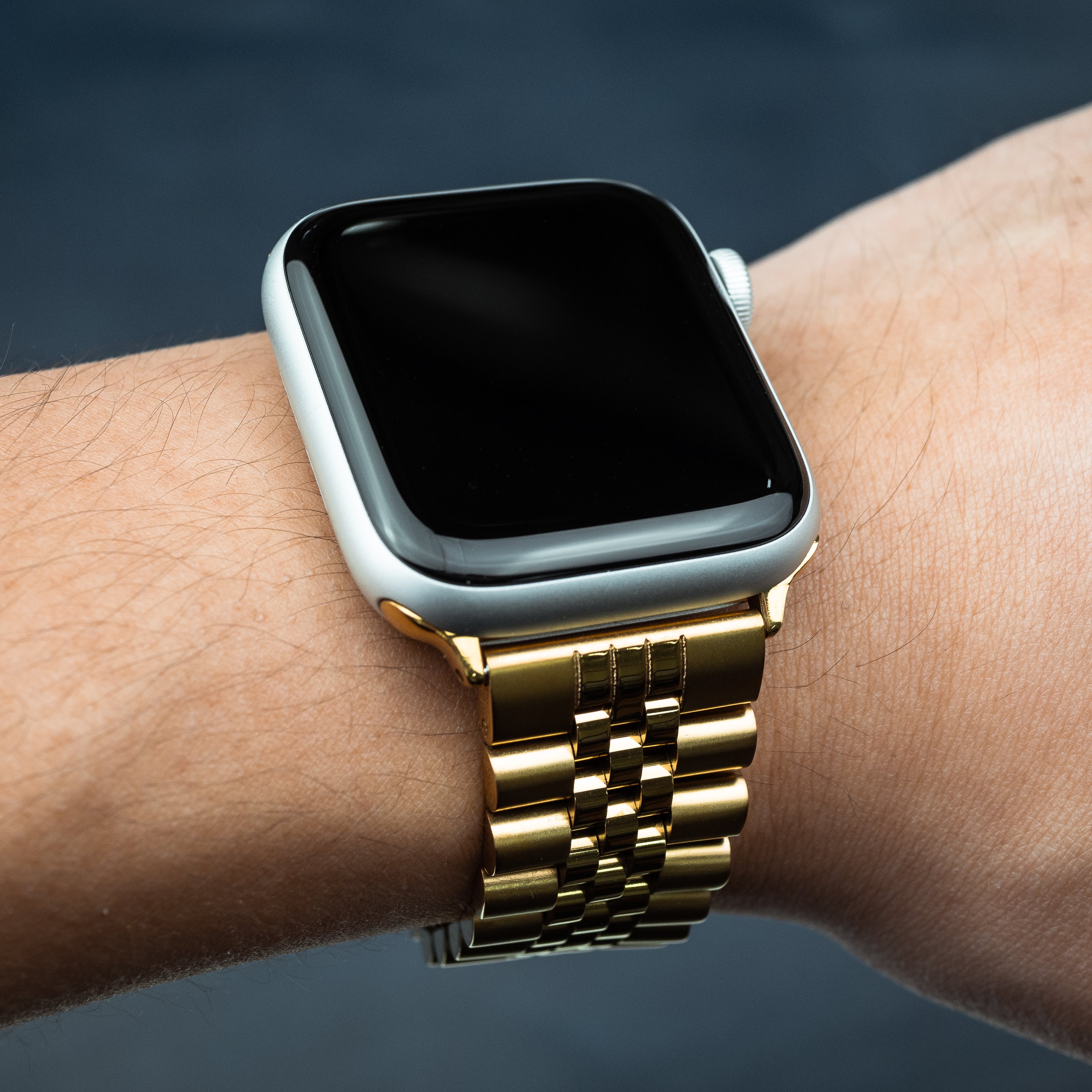 Gold apple watch with sale yellow band