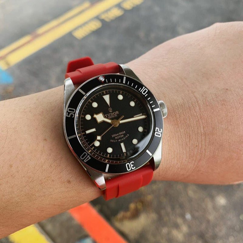 Flex Rubber Strap in Red (20mm) - Nomad watch Works