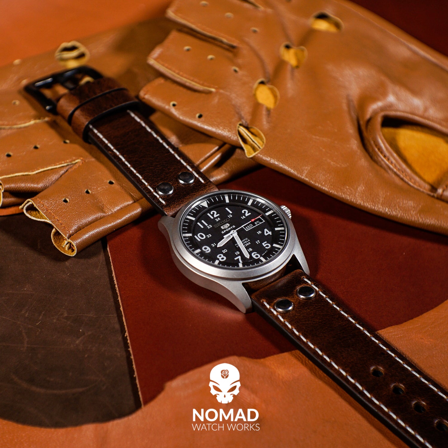 Premium Pilot Oil Waxed Leather Watch Strap in Brown (20mm) - Nomad watch Works